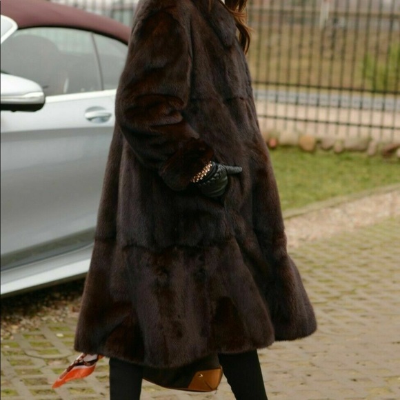 NEW $8K La Furia ROYAL SAGA Mink Fur Swinger Coat - Picture 6 of 8